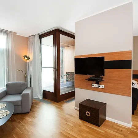 Prestige Wola Kolejowa Apartment Warschau