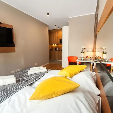 Prestige Wola Kolejowa Apartment *