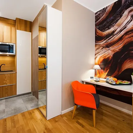 Prestige Wola Kolejowa Warschau