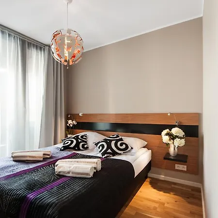 Prestige Wola Kolejowa * Warszawa